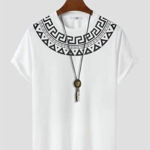 🌑 Contrast that speaks volumes. Introducing the Monochrome Script Series—where bold white art meets the deep black night. Elevate your everyday essentials with Yem Fashion. #MonochromeStyle #CalligraphyFashion #BlackAndWhite #StreetLuxury #YemFashionHouse
